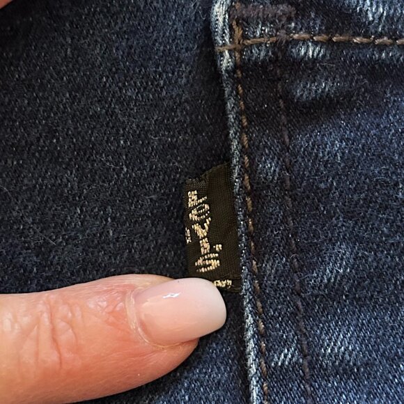 Levi's Perfectly Shaping 512 Boot Cut Darkwash Jeans Size 18m - Picture 3 of 8